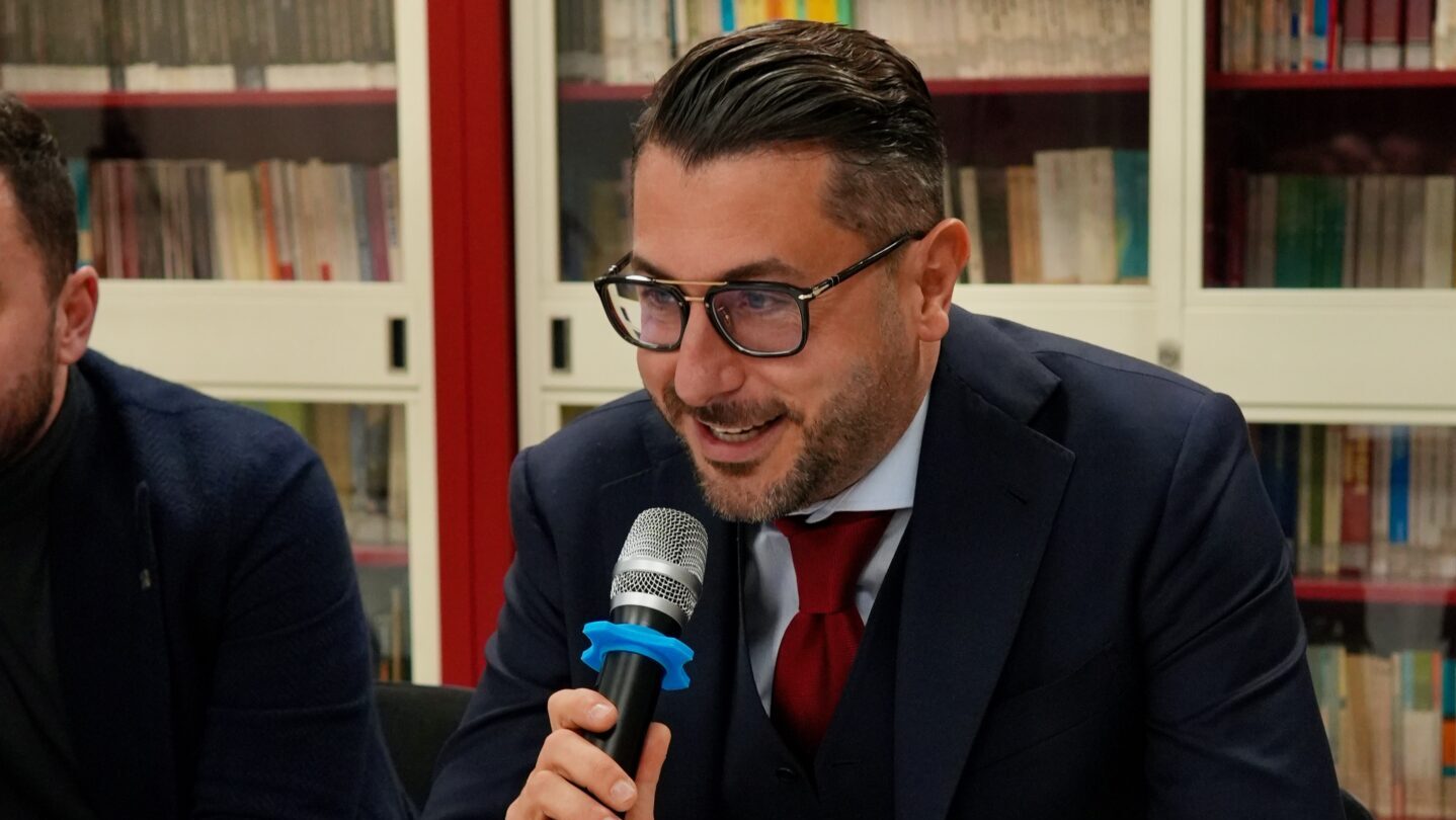 Frattamaggiore abbraccia “Le Parole del Potere”: una serata di comunità e consapevolezza