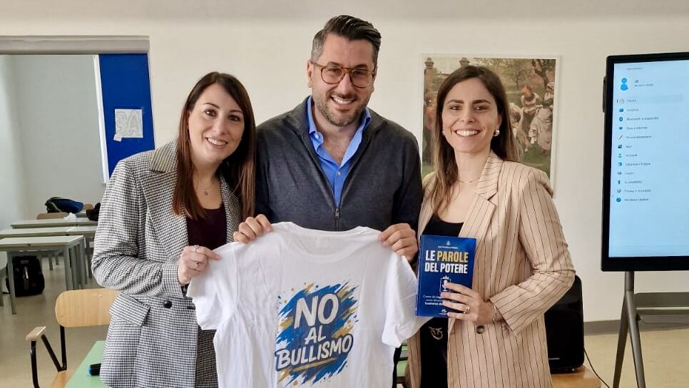 Tre incontri contro bullismo e cyberbullismo all’I.C. “Gaetano Donizetti”